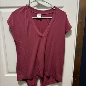 Athleta Short Sleeve V-Neck Top in Burgundy